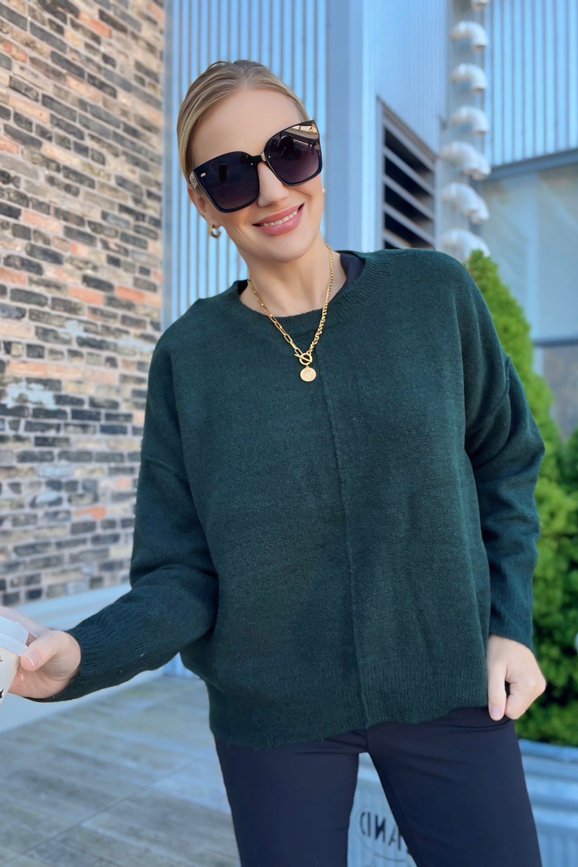 Solid Crewneck Front Seam Knit Sweater - Hunter Green