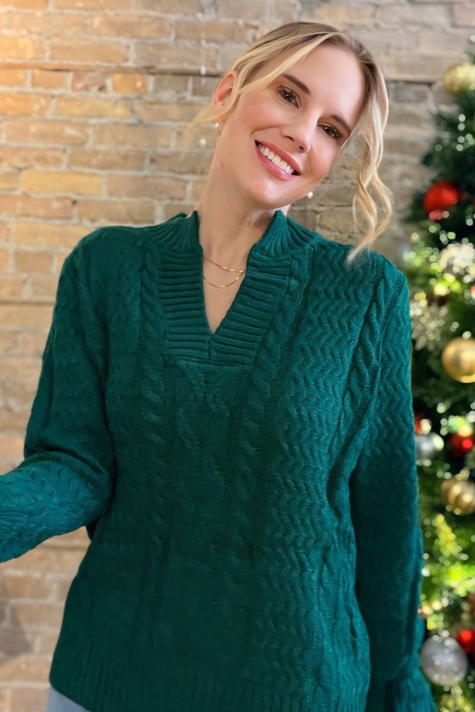 V-Neck Casual Cable Knitted Sweater Hunter Green