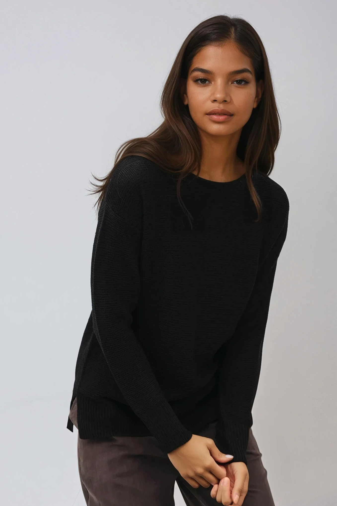 Round Neck Boyfriend Sweater Black