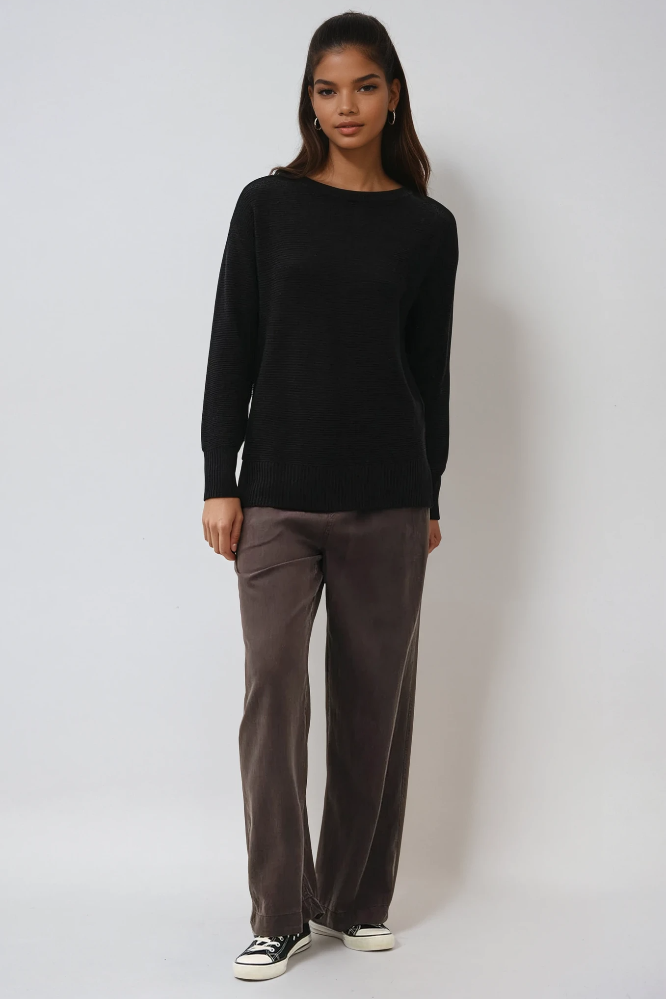 Round Neck Boyfriend Sweater Black