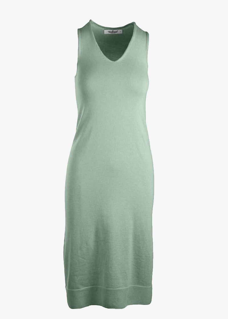 graced Natalie Dress, sleeveless V-neck, light green 100% cotton with 1x1 links hem detail