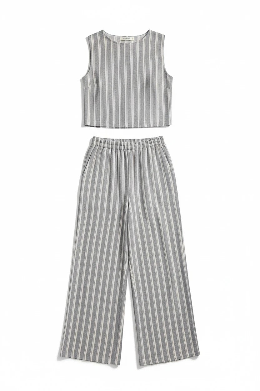 Z Supply The Scout Striped Top, a casual summer basic with blue and white stripes, short sleeves, and a relaxed fit.