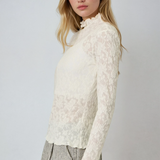 Lettuce Edge Textured Floral Top Ivory