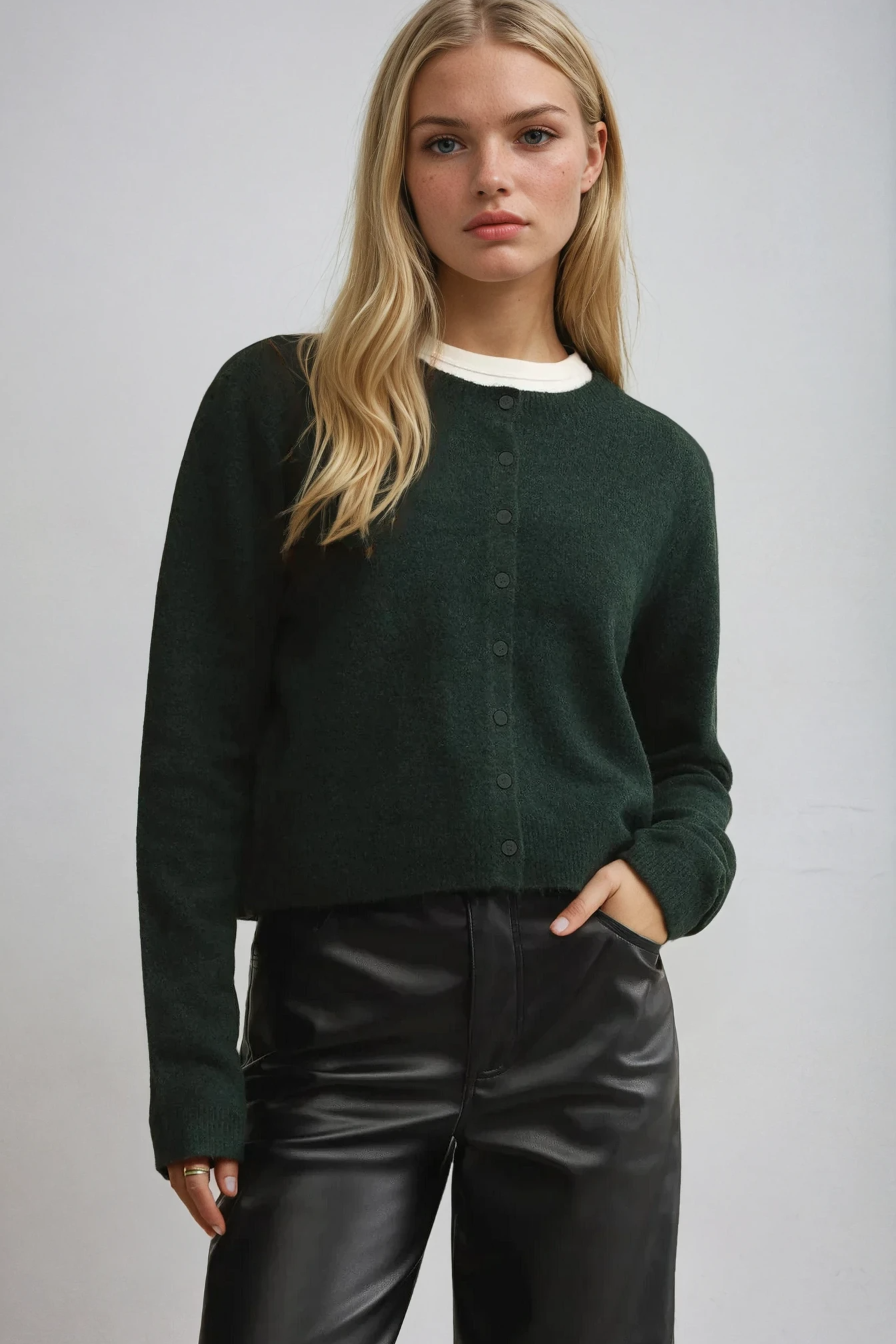 The Medina Cardigan Garland Green